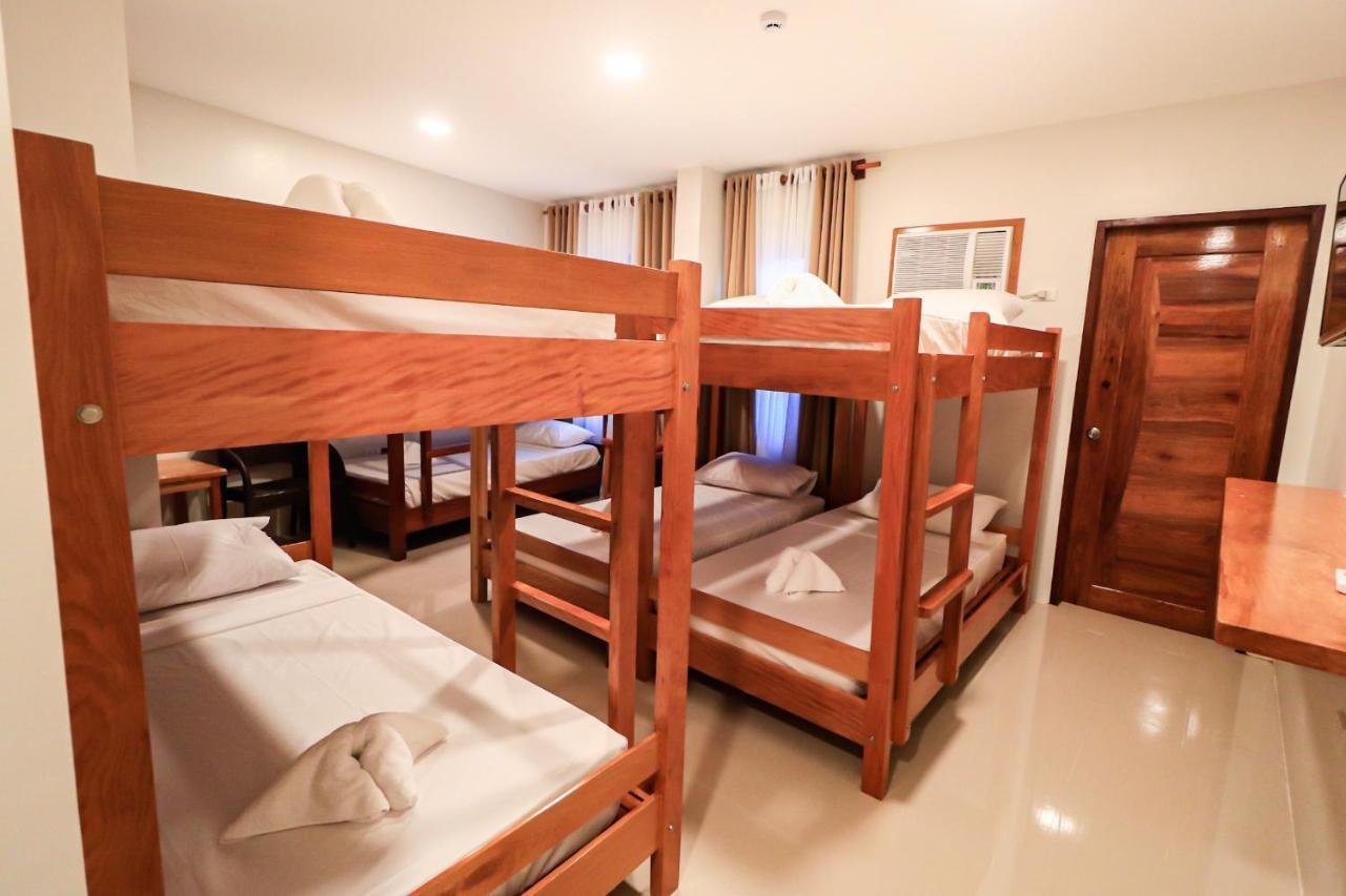 Josefina'S Tourist Inn باسانغا المظهر الخارجي الصورة