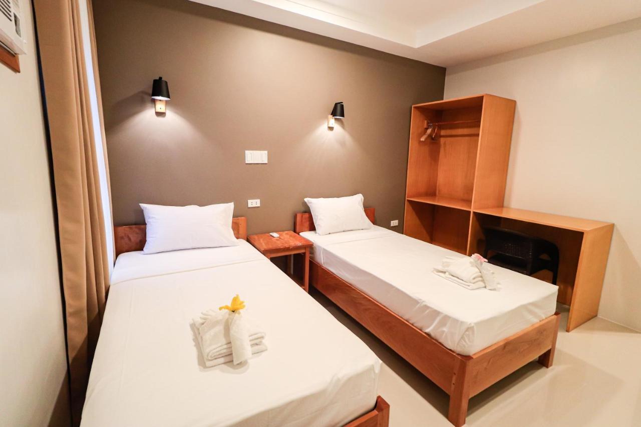Josefina'S Tourist Inn باسانغا المظهر الخارجي الصورة